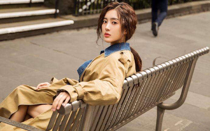 印尼央行下调基准利率至5.25%